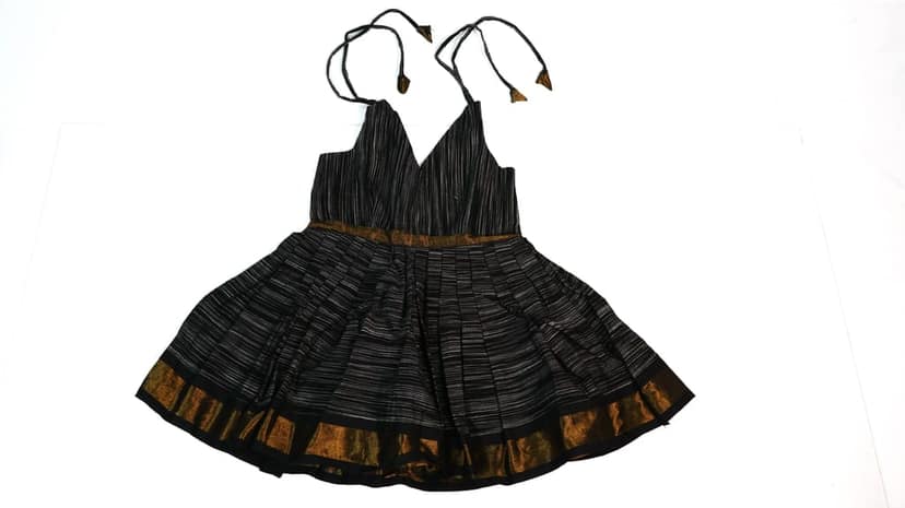 Girl Frock (Small) view 2