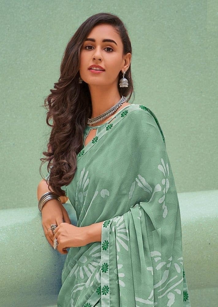 Printed Georgette Saree in Green view 2