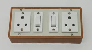 6A 2 Sockets (3 Pin Socket) & 2 Switch Extension Box with 16A Plug & 3m Wire
