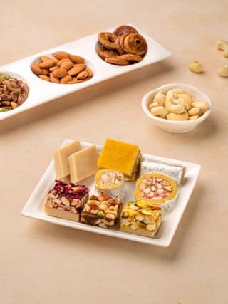 ASSORTED DRY FRUIT SWEETS '250 GMS'