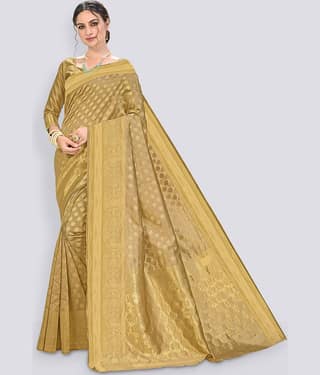 Sariya Jacquard Embellished Saree With Unstitched Blouse Piece ( Orange )