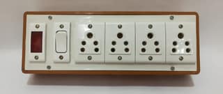 6A 4 Sockets (5 Pin Socket) & 1 Switch Extension Box with Indicator, 16A Plug & 25m Wire