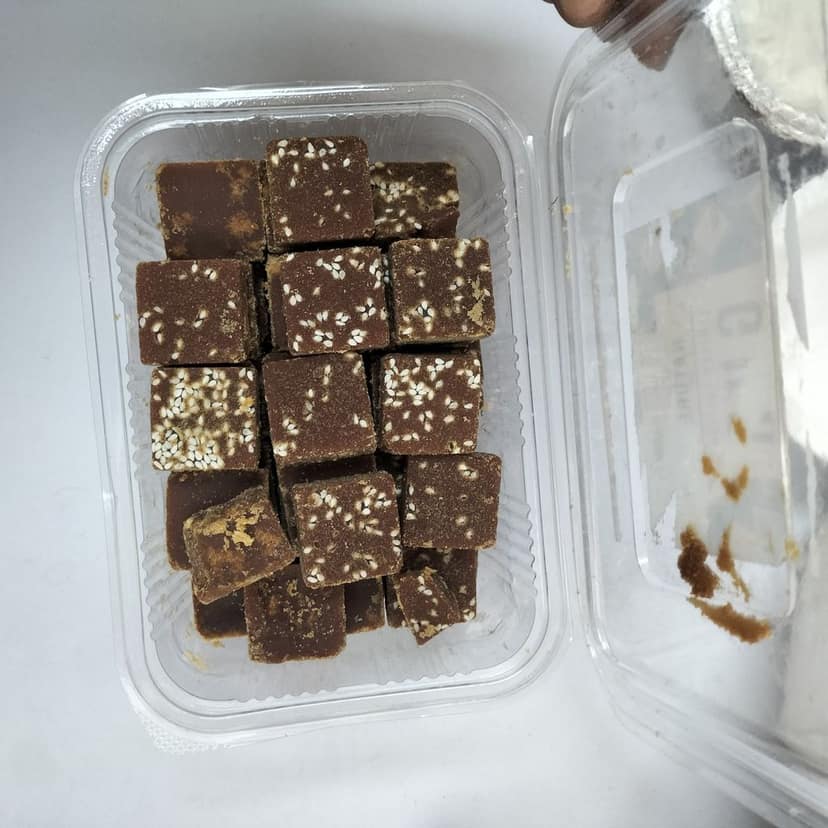 Organic Til Mix Jaggery 1kg view 2