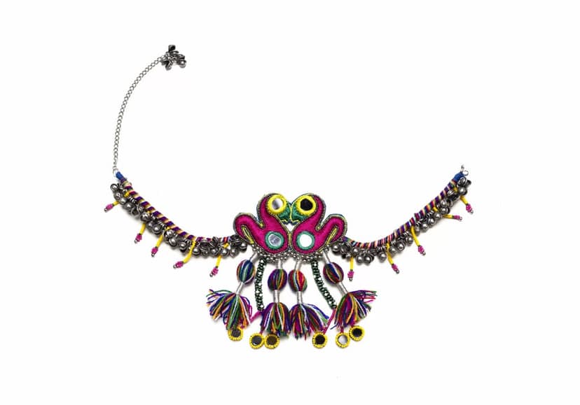 Bhenkda Neckpiece view 2