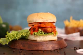 Mexican wave paneer burger
