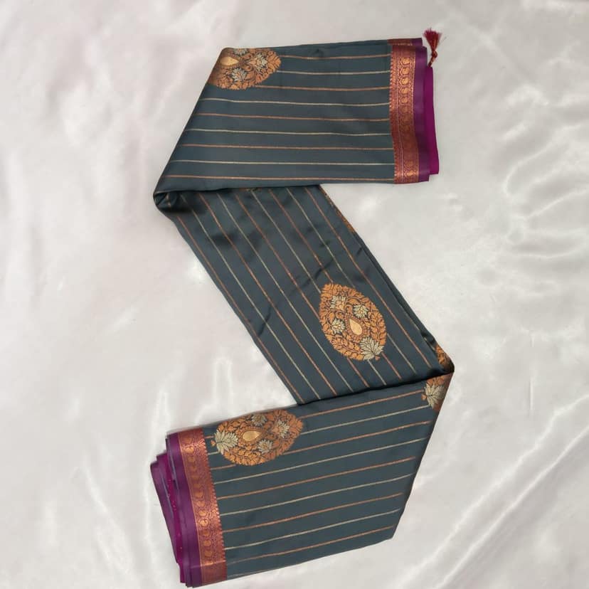 Vairaoosi Soft Silk Saree with Blouse - Grey view 2