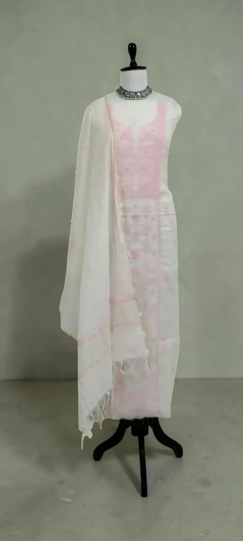 Hand-Embroidered Lucknow Chikankari Mul Cotton Unstitched Dress Material