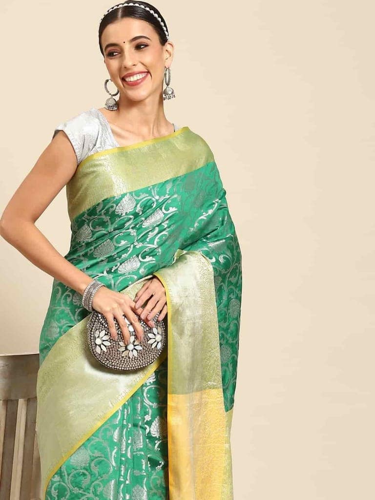 Women's Brocade Soft Silk Zari Woven Saree With Unstiched Blouse Piece