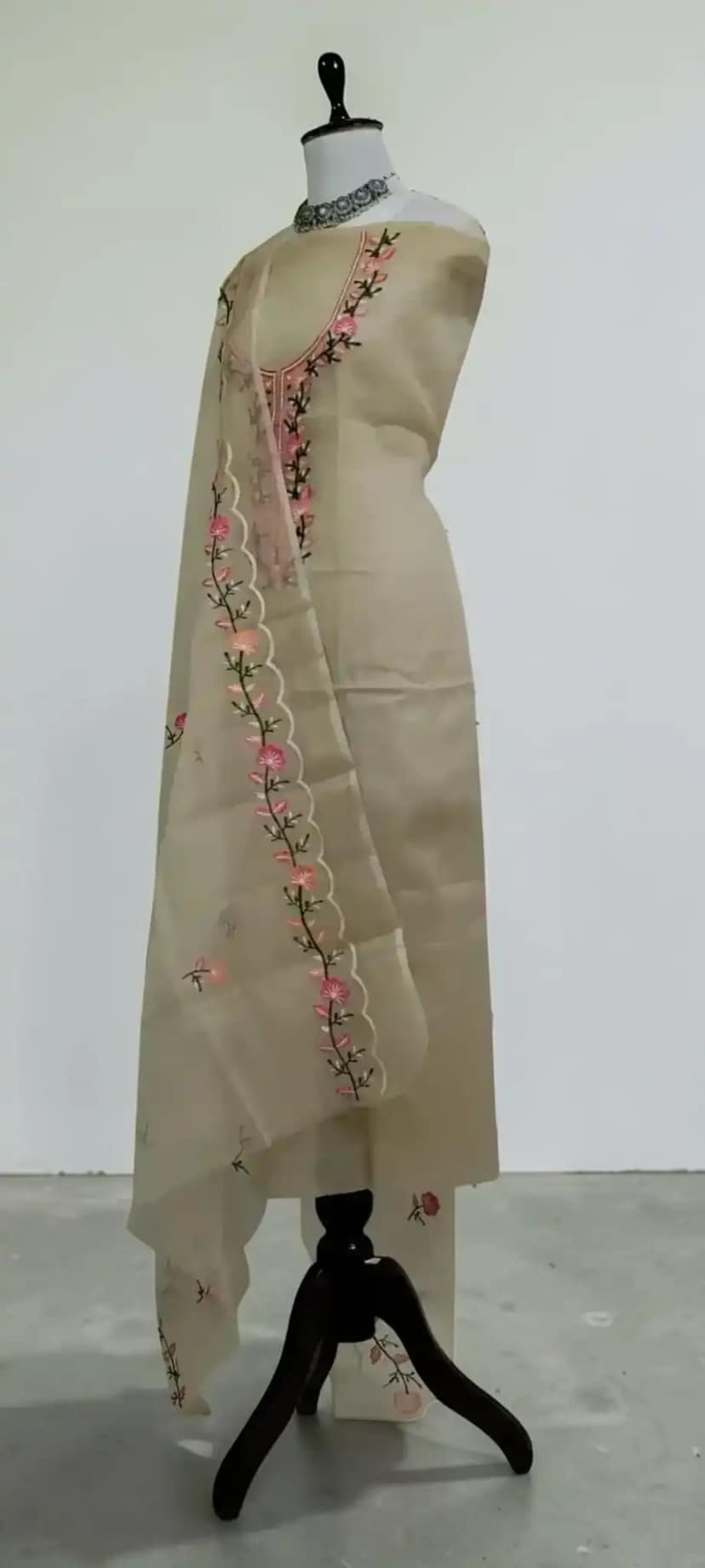 Kota Doria Cotton-Silk Dress Material, Gota Patti, Biscuit Floral view 2