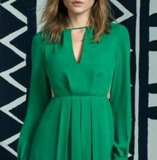 Green Solid Keyhole Neck Dress view 2