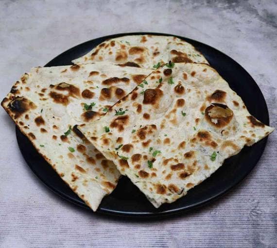 Butter Naan [Per Pieces]