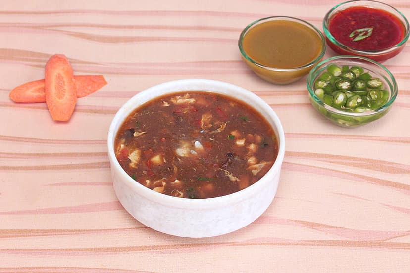 Chicken hot & sour soup