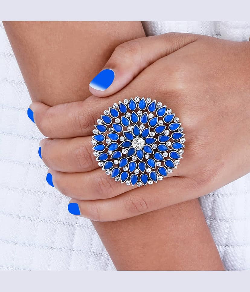 Traditional Look Silver Tone Adjustable Designe Finger Ring For Women And Girl