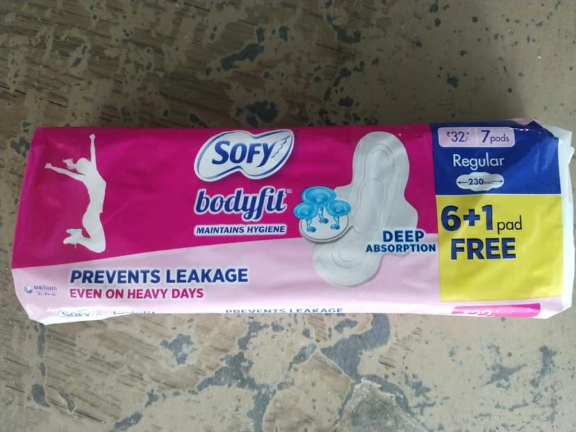 Sofy bodyfit maintains hygiene regular 230mm 6+1