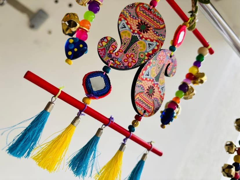 “Mini Noor – Psychedelic Paisley Hanging/ Wind Chime view 2