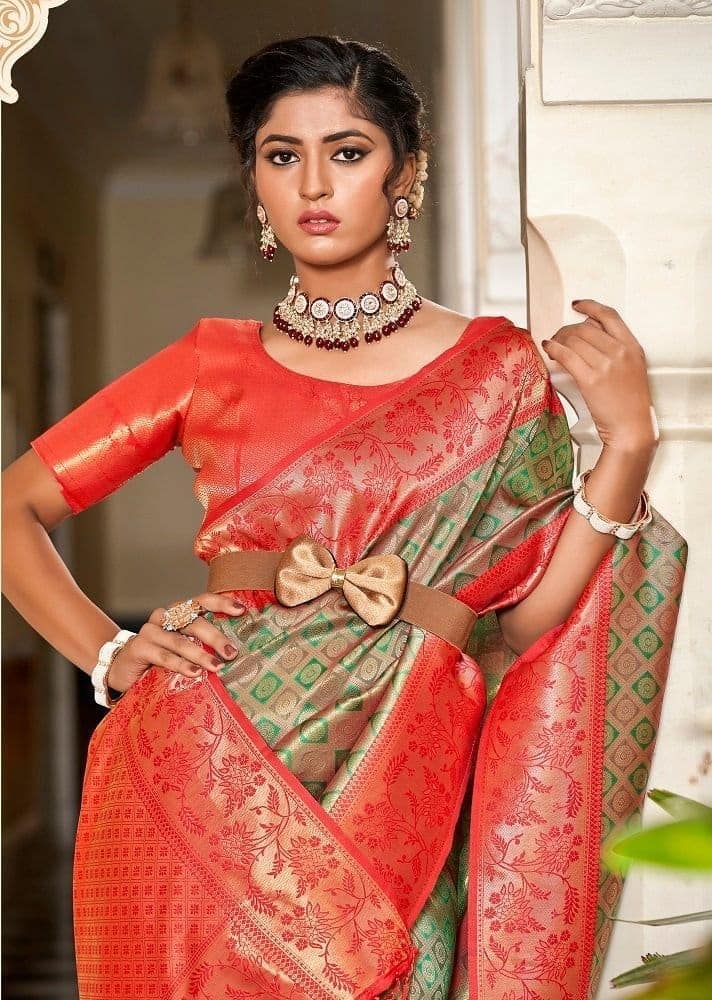Woven Art Silk Saree in Green view 2