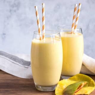 Mango kulfi shake