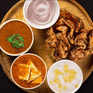 Aloo Pyaz Chur Chur Naan Combo