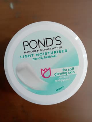 Ponds light moisturiser non oily fresh feel
