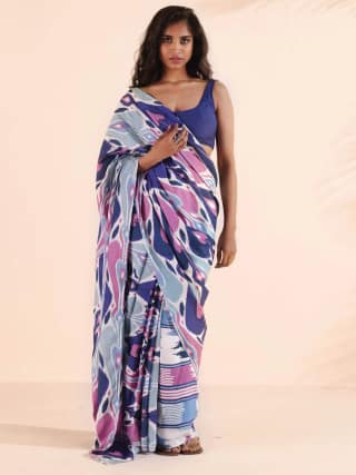 trueBrowns Blue Purple Muslin Ikat Saree - Blue (Free Size)