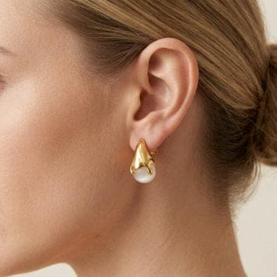 Golden Drip Teardrop Earrings - White/Pearl | Gold-Tone Anti-Tarnish Imitation Jewellery view 2
