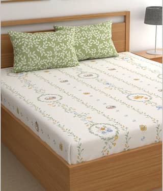 chhavi india Microfiber Floral 1 Double King Size Bedsheet with 2 Pillow Covers - Off White