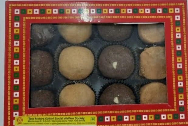 Grihini Utsav Delight Combo (Bajake poha chiwada - 2 Pack, Mix Ladu -1 Pack) view 2