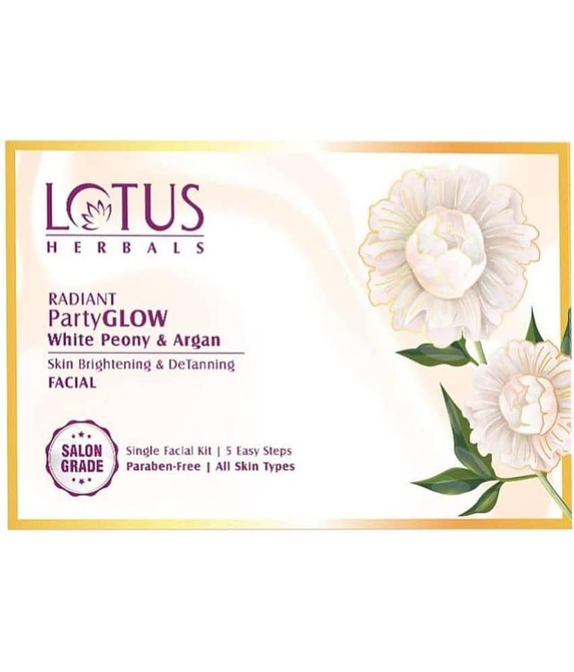Lotus Herbals Radiant Partyglow Single Facial Kit, 57g view 2