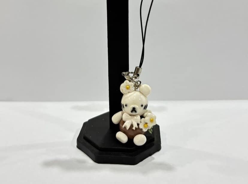 DAISY BEAR CHARM