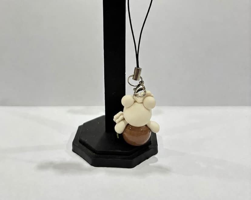 DAISY BEAR CHARM view 2