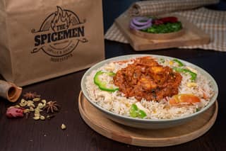 Cashew rice with chicken