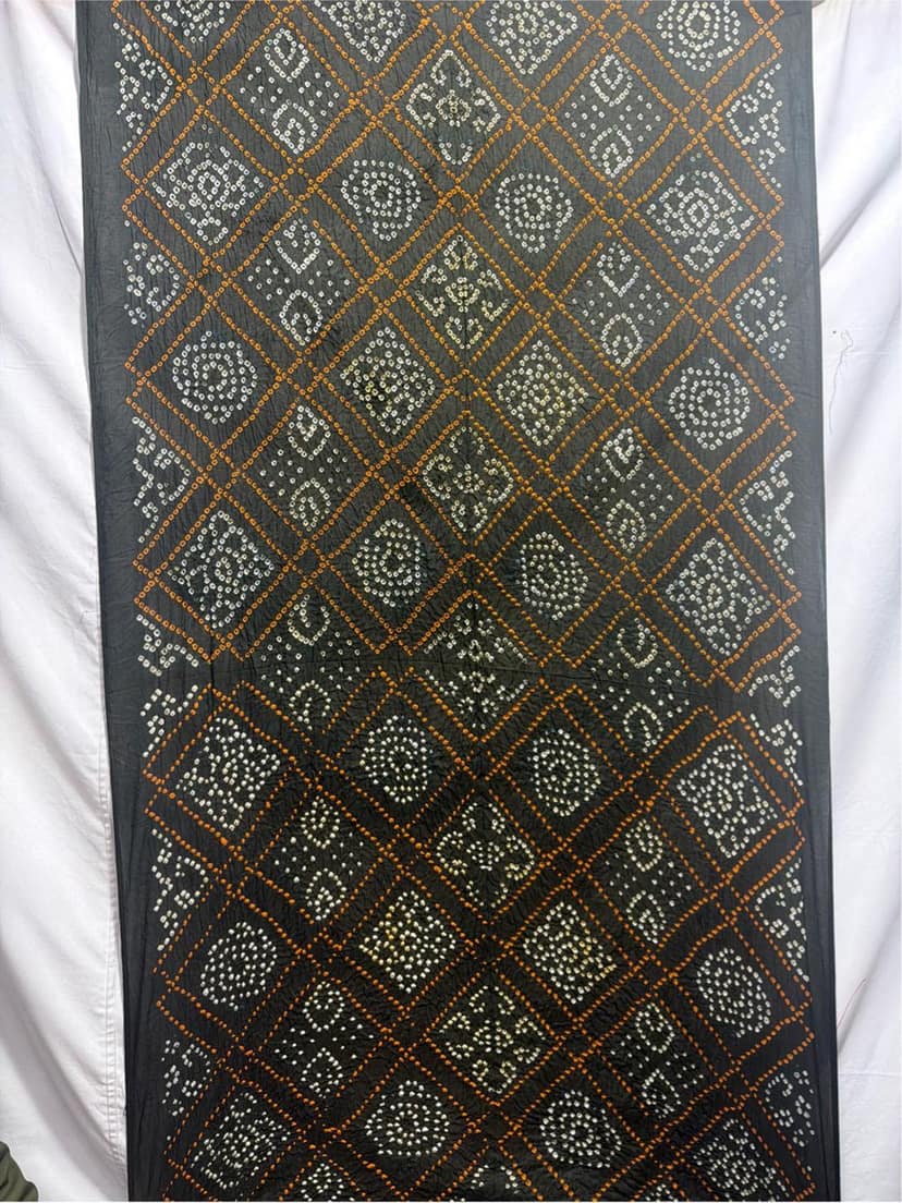 Kala Sanskruti All Over jery Green Color Cotton Bandhani Saree 6.5M with Blouse Piece Elegant Traditional Wear Saree for Women view 2