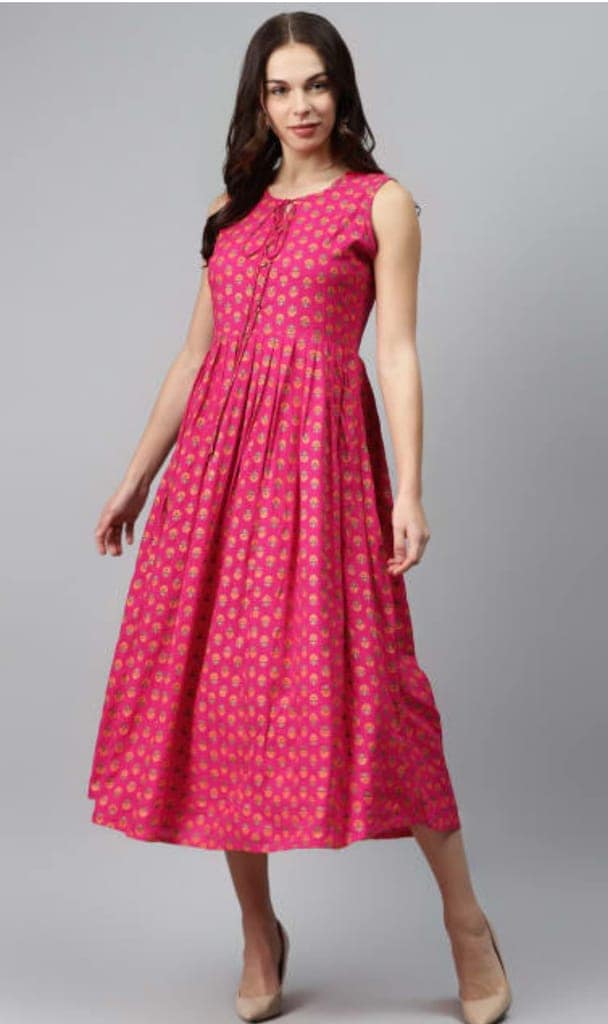 ATTIRIS Women's Cotton Floral Printed Regular Fit Kurta view 2