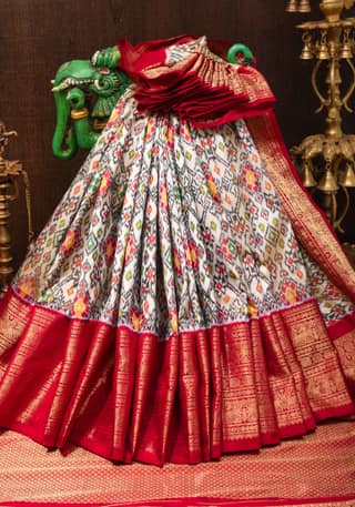 White Authentic Ikkat Patola Kanjivaram Fusion Pure Silk Saree with Red with Grand Pallu | SILK MARK CERTIFIED