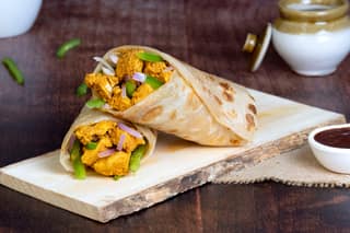 Chicken tikka wheat roll