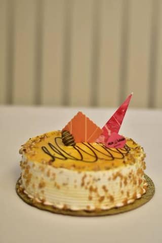 Almond Crunch Cake 500grms