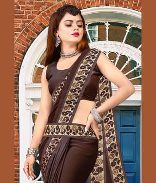 WXW Fashion Lycra Embroidered Regular Saree With Unstitched Blouse Piece ( Maroon )