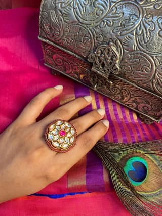 Gulzaar Glow Ring