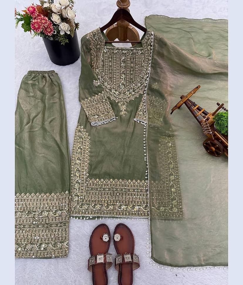 BHAGYASHRAY Women Silk Embroidered Ethnic Motifs Kurti With Patiala Salwar ( Sea Green )