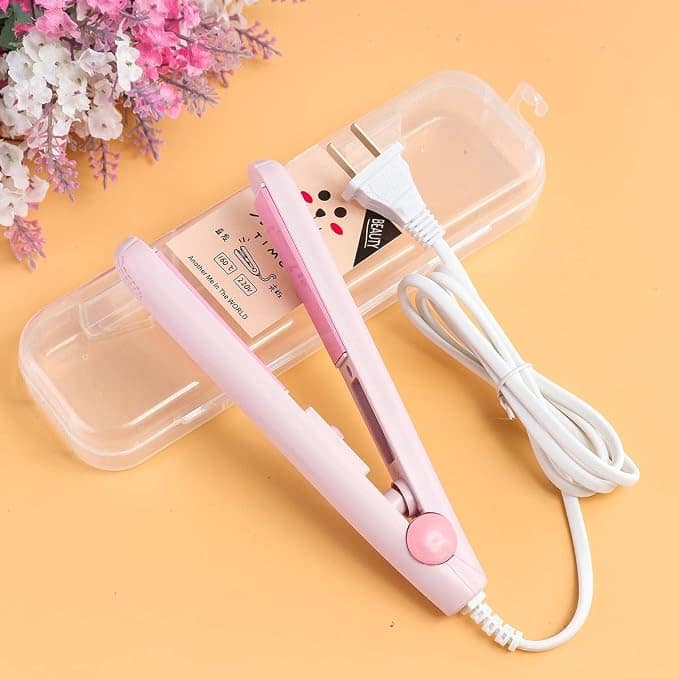 Mini Hair Straightener – Compact Hair Styling Tool view 2