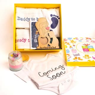 The Baby First Box Baby Shower Gift Hamper for Mom to Be -XXL Tshirt for Mom, Hand Towel for Mom & Dad, Baby Theme Candle, Love at First Sight Frame, Baby Romper(0-3 Months) in a Gift Box