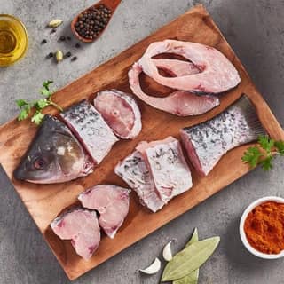 Rohu / Rui -Bengali cut with full Head (700g to 750g Pack)