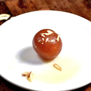Gulab jamun (2 pcs)