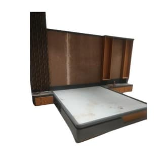 Bed (6x7 Feet)