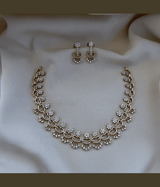 ROFARWORD Gold Brass Necklace Set ( Pack of 1 )