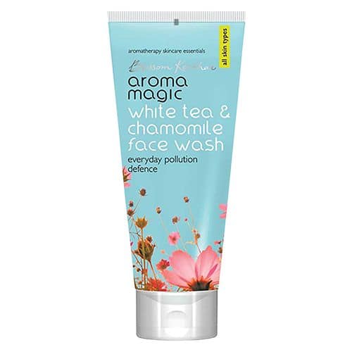 Aroma Magic Face Wash - White Tea & Chamomile, Everyday Pollution Defence, All Skin Types, No Chemicals, Paraben Free, 100 ml