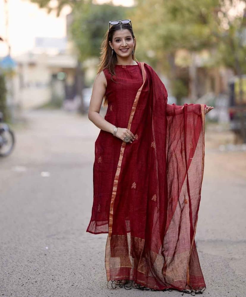 Kurti Set with Linen Dupatta