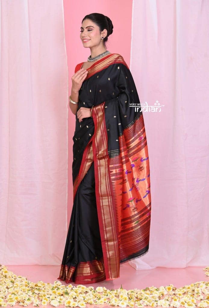 Pehal~Traditional Black Pure Silk Paithani with Red Border & Traditional Double Pallu view 2