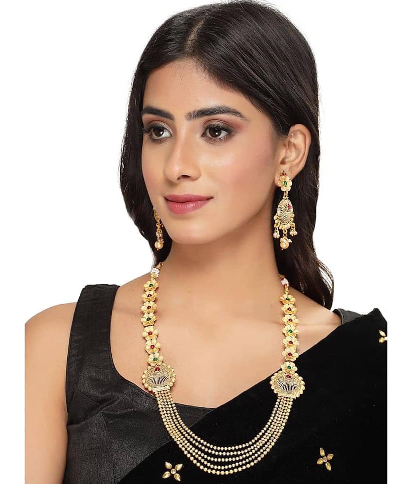 Sukkhi Gold Alloy Necklace Set ( Pack of 1 ) view 2