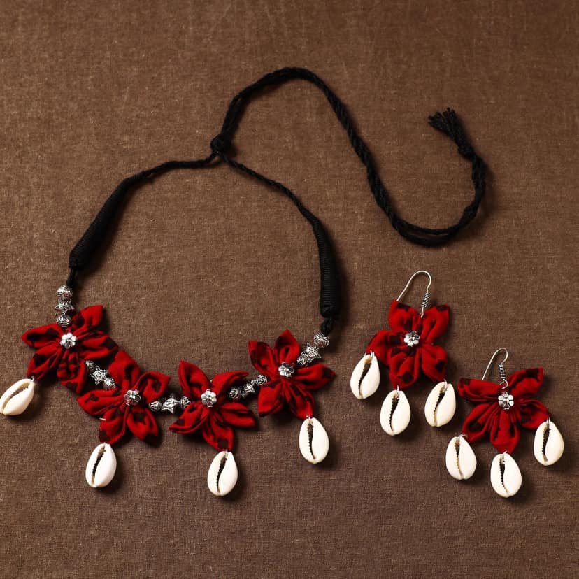 Red - Fabart Phool Kali Shell Choker Necklace Set 06 view 2